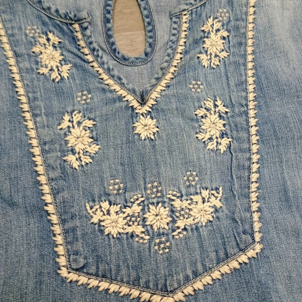 Ralph Lauren Denim Chambray Blue Embroidered Floral Dress Girls 14